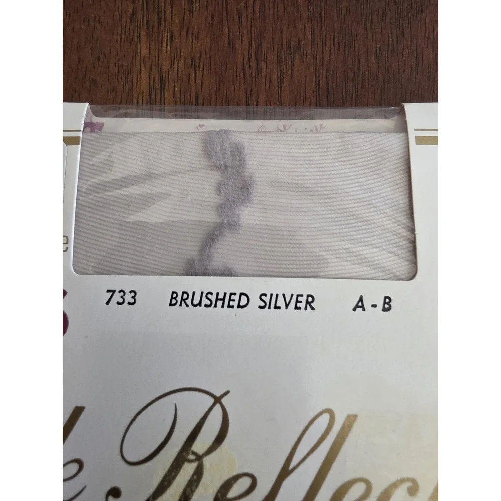 Vintage Hanes Pantyhose Size A-B Silver Back Seam USA Made NWT‎
